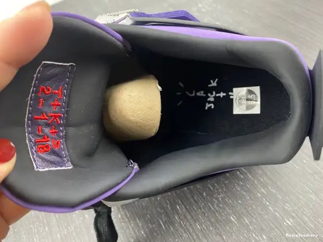 MaikeSneakers LN4 Retro 766296 Purple and 4 Travis (Friends Jordan Family) Scott 0420